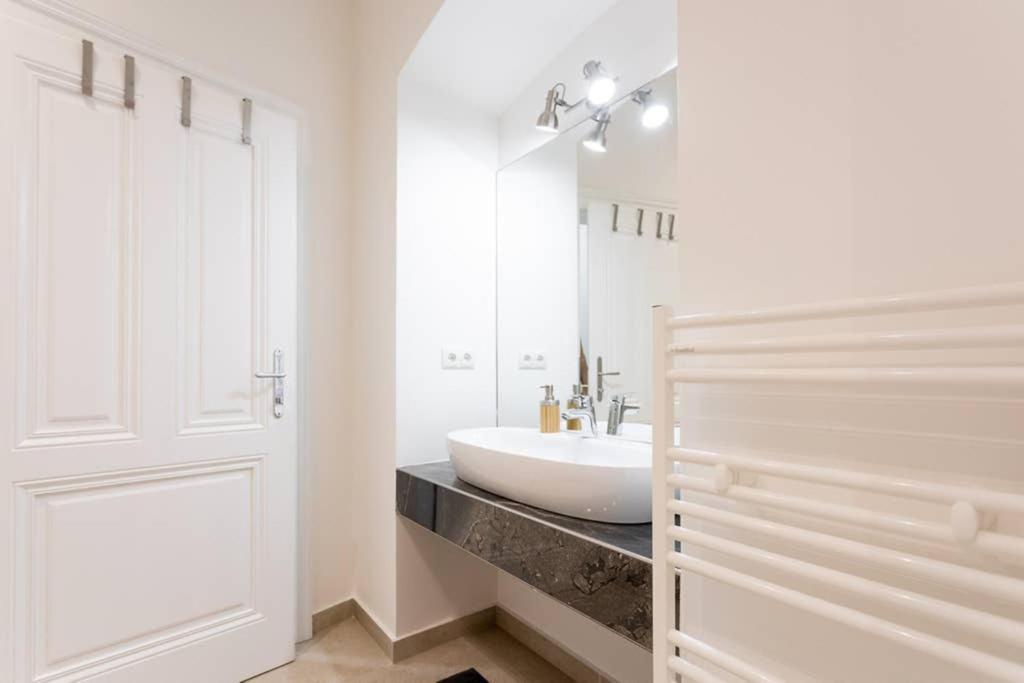 14 C&J'S Apartment Wiedeń Zewnętrze zdjęcie